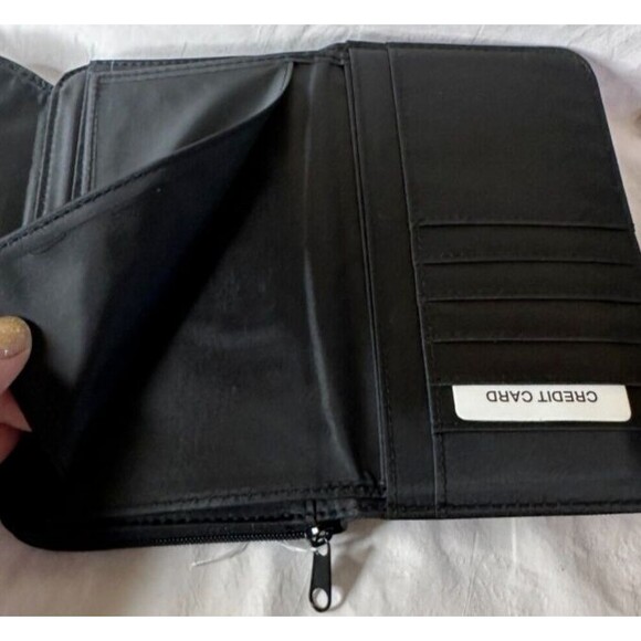 Stripe Multicolor Shoulder Bag 11x7x3 Zipper Close Inner Pockets Matching Wallet - Picture 15 of 16